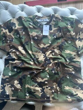 Off-White Camo S/S Over Tee – Camouflage Logo Print T-Shirt